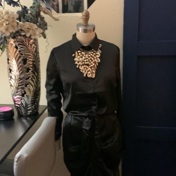 CHICME 1 piece ensemble, black long sleeve - Picture 2 of 9